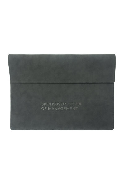 Чехол для ноутбука SKOLKOVO черный